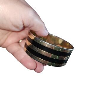 MONET EUC VINTAGE BLACK & GOLD BANGLE BRACELET